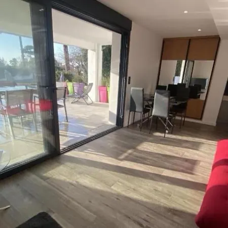 Apartment Vue Piscine *